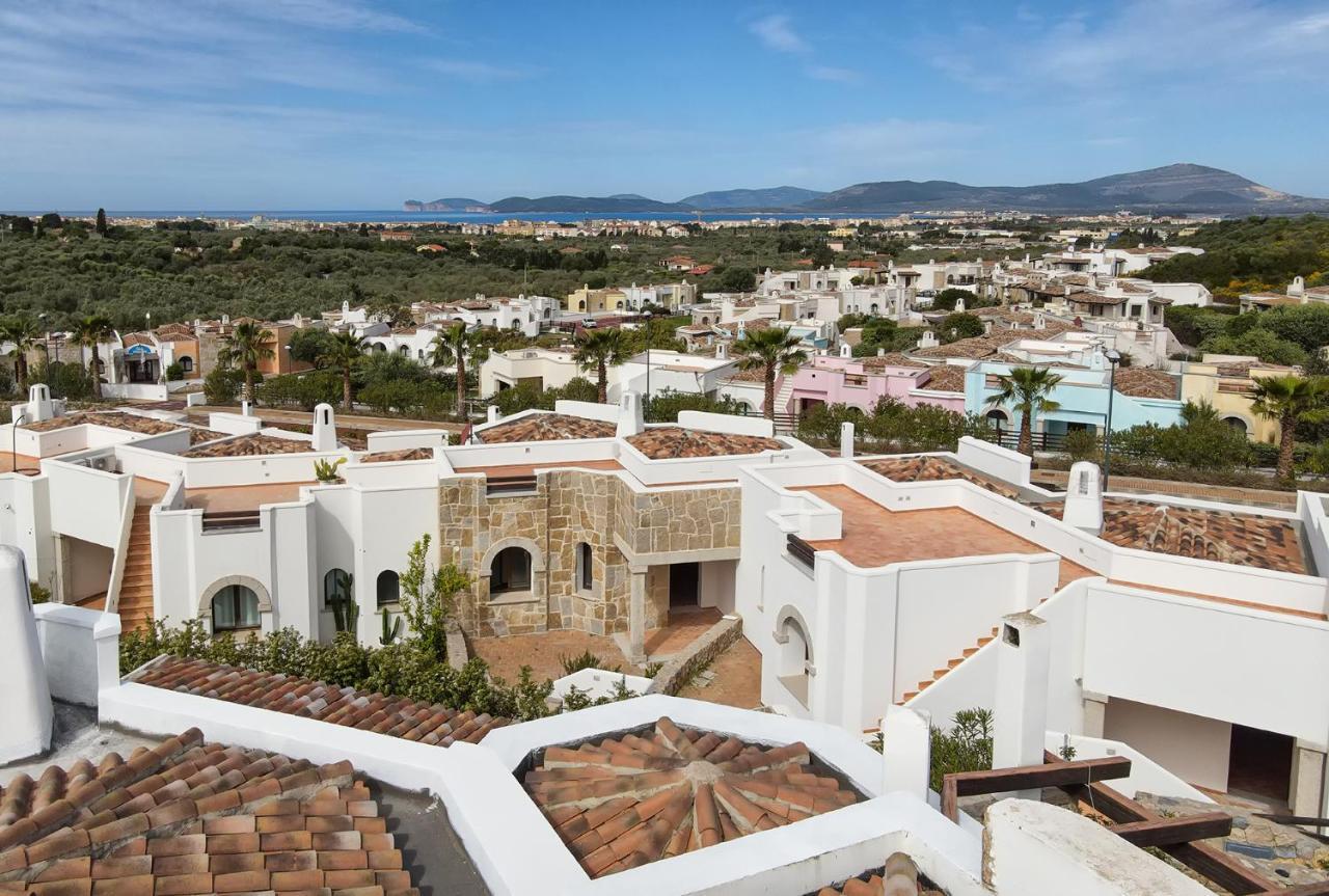 Sardinia Re - Villino Coralla Apartment *