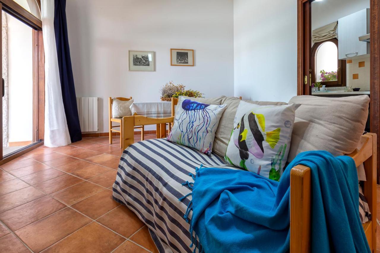 Sardinia Re - Villino Coralla Apartment *
