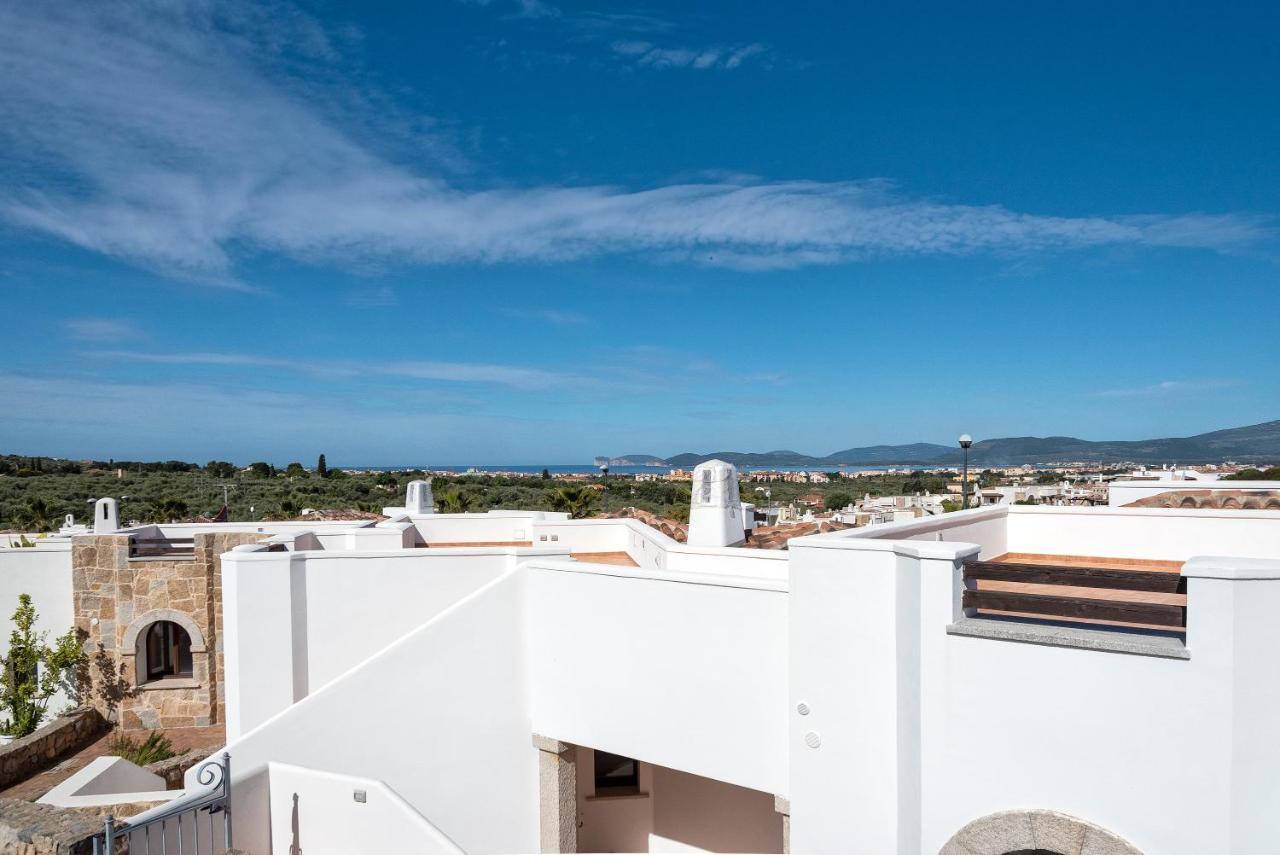 Sardinia Re - Villino Coralla Apartment *